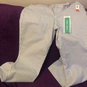 Pixie Chino size 10. Never worn